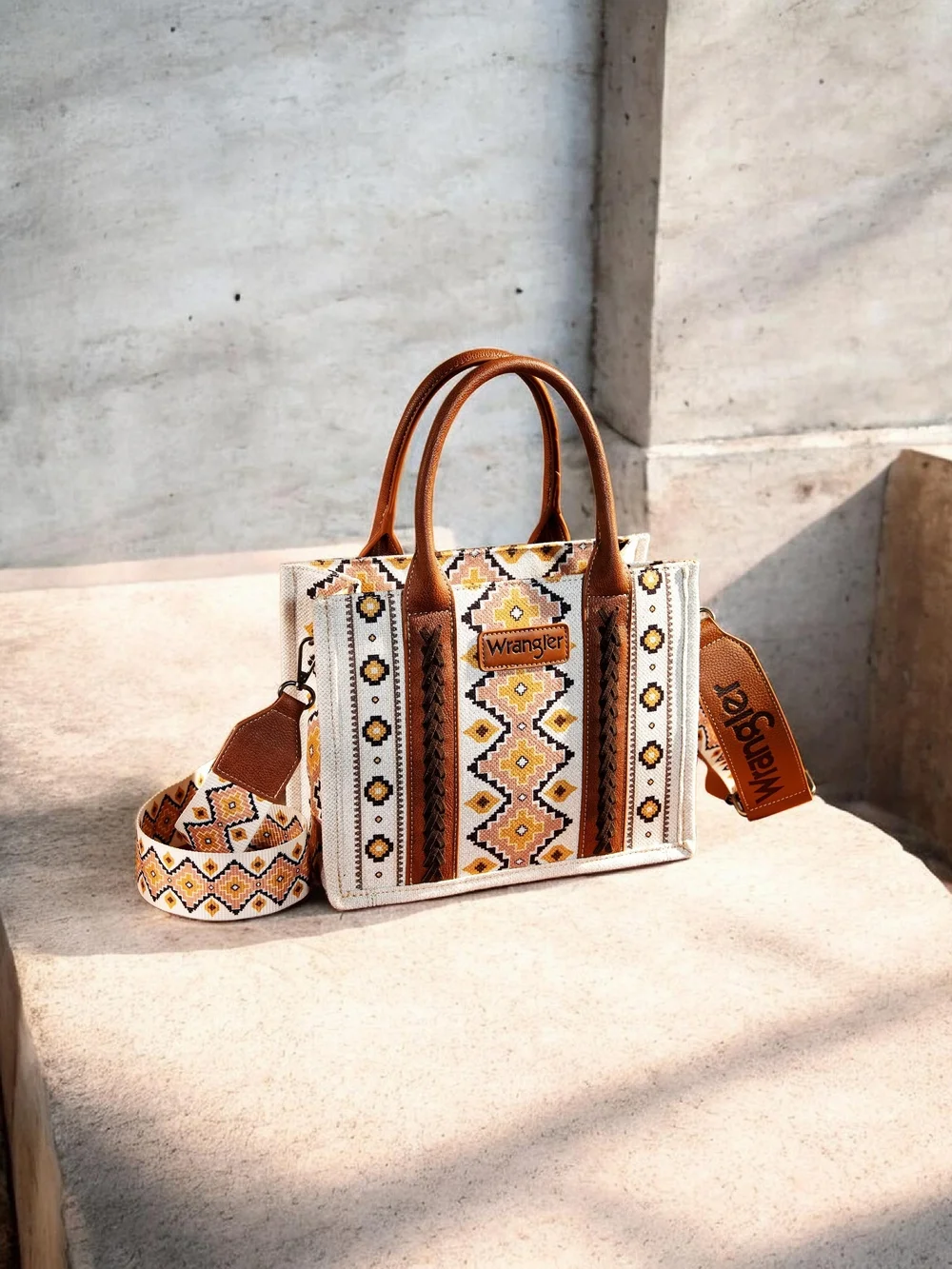 NEW Wrangler Southwestern Brown Crossbody Tote Bag & strap 46" Bag 10.5"x5x8.5 - Picture 2 of 8